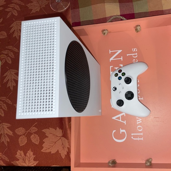 X box All Digital Console 👾🕹️ - Picture 3 of 3